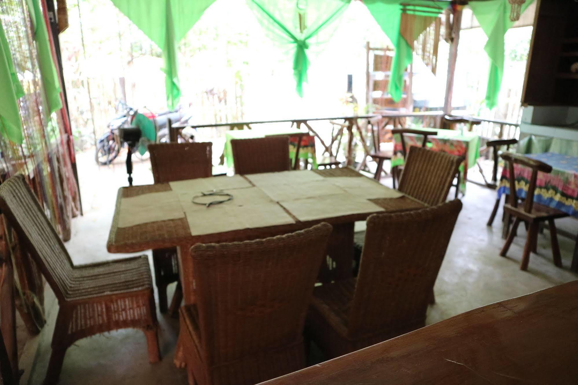 爱妮岛 安东尼奥乡村旅馆&咖啡厅酒店 外观 照片