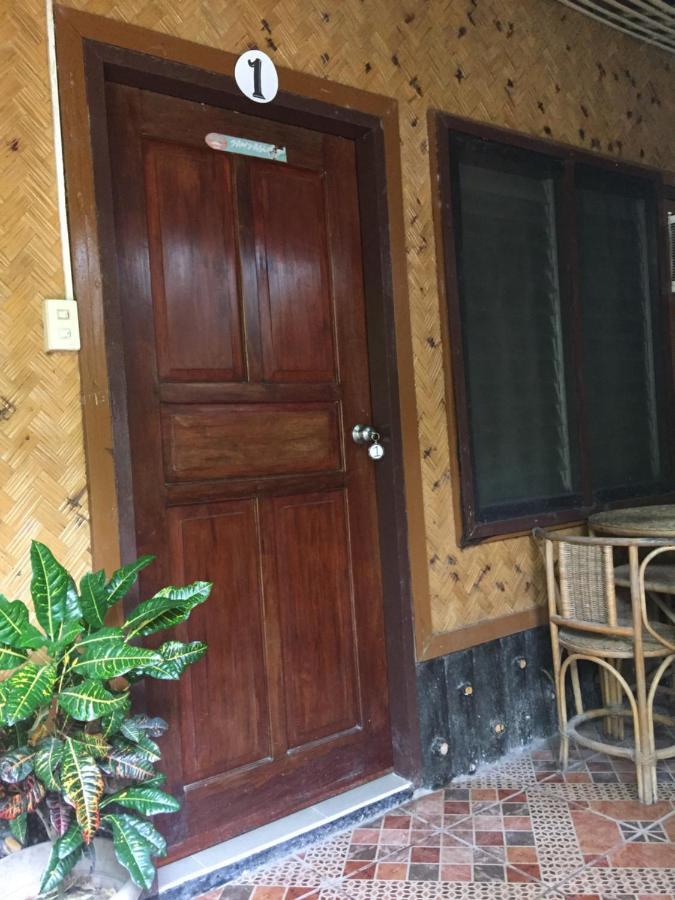 爱妮岛 安东尼奥乡村旅馆&咖啡厅酒店 外观 照片